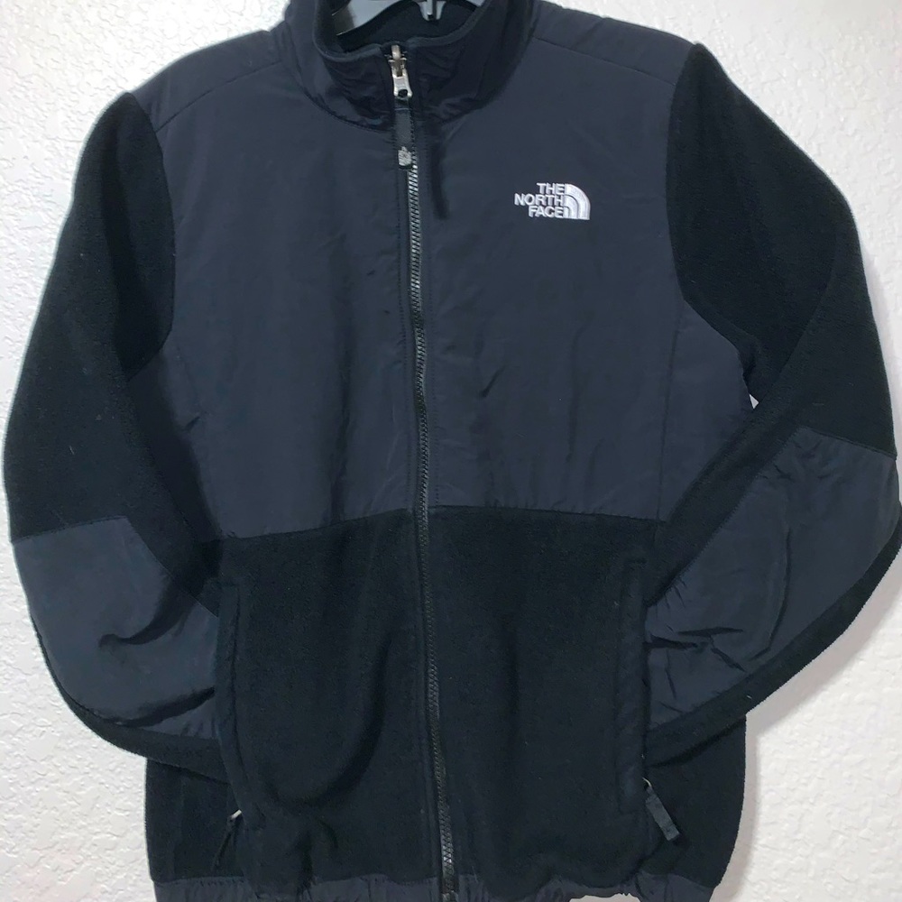 Kids XL Northface fits like a women’s M